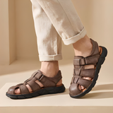 Arthur - Die komfortablen und stilvollen Sommersandalen für Herren in Dunkelbraun