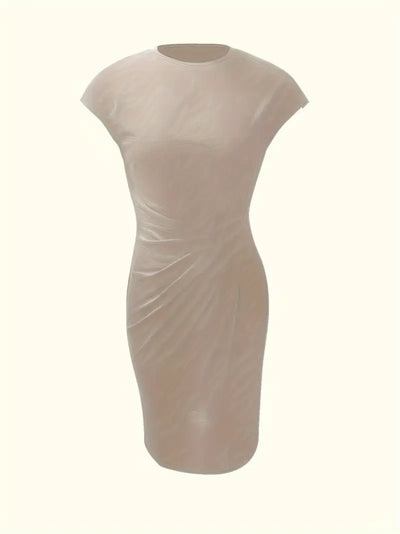 Einfarbiges Kleid mit Rundhalsausschnitt