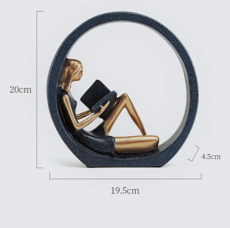 Elegante Frau, die Resin-Skulptur liest – Künstlerische Dekoration für Buchliebhaber und Kunstenthusiasten