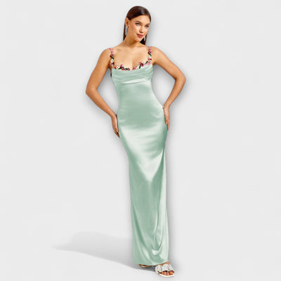 Eira - Satin Kleid mit dekorativen Details und Schnürung im Rücken