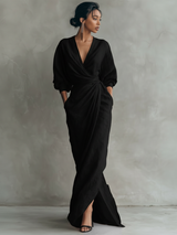 Konika – Minimalistisches Maxikleid Mit V-Ausschnitt in Schwarz