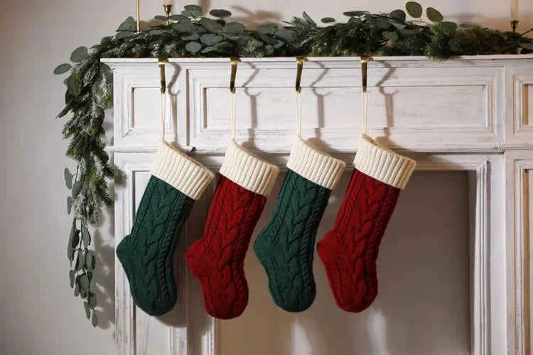 Großer Kabelgestrickter Weihnachtsstrumpf - 13 Farben