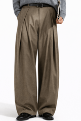 Herren Weite Stoffhose im Pantalon Stil in Taupe