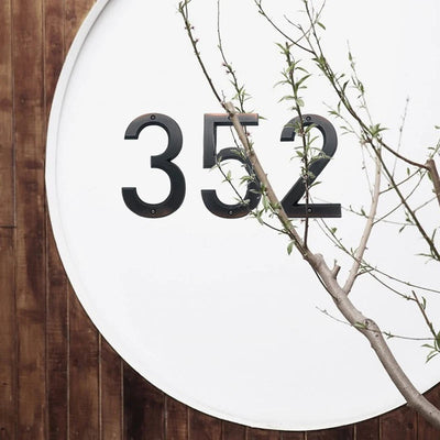 Jasmin Alter Schwarz Hausnummern