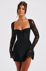 Colette | Unwiderstehlich Charmant | Luxuriöses Partykleid in Schwarz