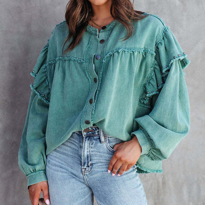 Bridget - Denim-Bluse mit Perlen und Rüschenärmeln