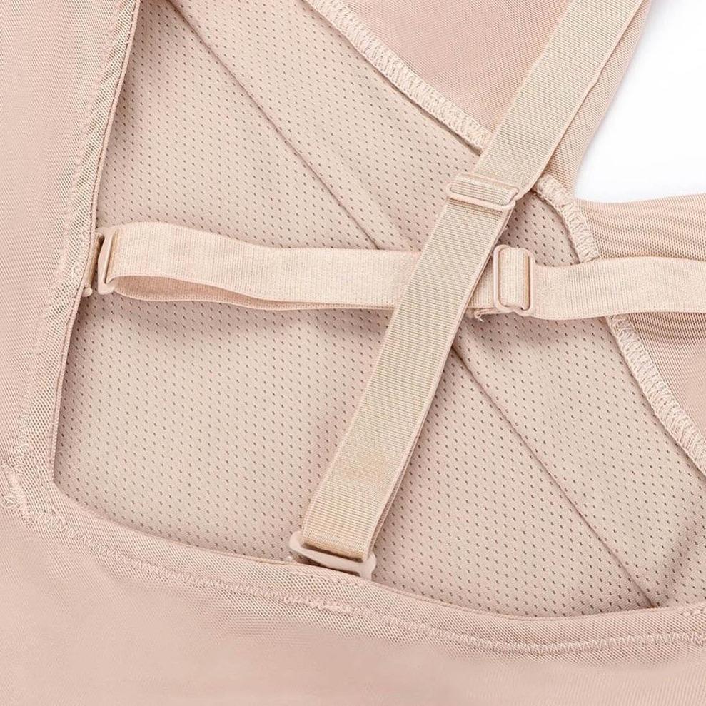 Modellierbody mit dünnen Trägern