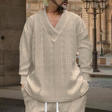 Herren nan grob gestrickter V-Ausschnitt-Pullover mit Zopfmuster und relaxed Fit Drune in Khaki