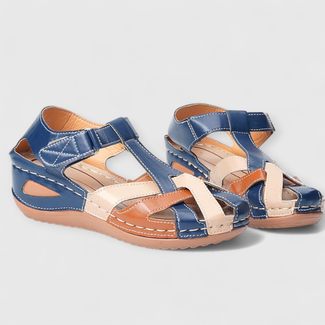 KIANA | Elegante Riemen-Wedges