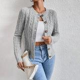 Elfriede | Damen Zopfmuster Strickjacke mit Knopfleiste in Grau