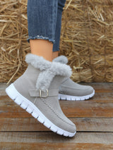 Damen nan gefütterte Kurzstiefel mit Kunstfellbesatz, Velourslederoptik, seitlichem Reißverschluss, dekorativer Metallschnalle und profilierter Lightweight-Sohle Drune in Grau
