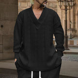 Herren nan grob gestrickter V-Ausschnitt-Pullover mit Zopfmuster und relaxed Fit Drune in Schwarz