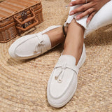 Loafer aus Wildleder mit Quasten - Wendy in Weiß