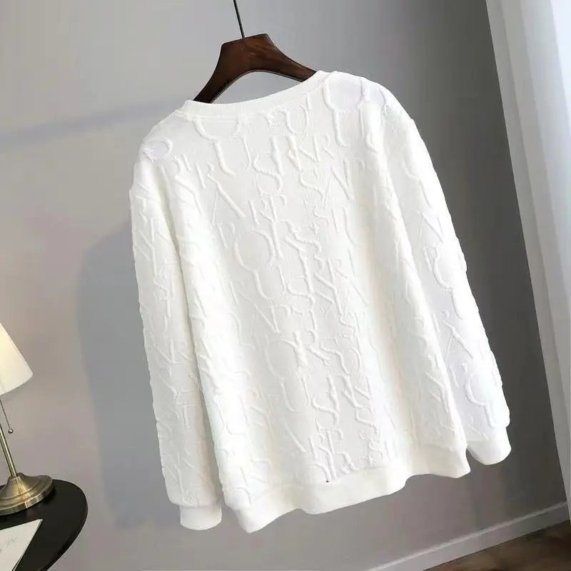 HILDA - SWEATER MIT GRAFISCHEN DETAILS