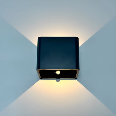 LuxWall Light - Moderne wiederaufladbare Wandlampe