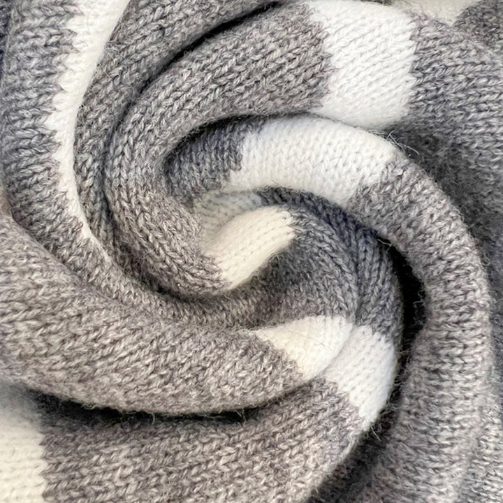 Lorena - Kuschelige Strickjacke