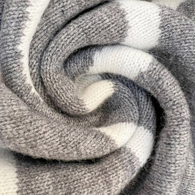 Lorena - Kuschelige Strickjacke