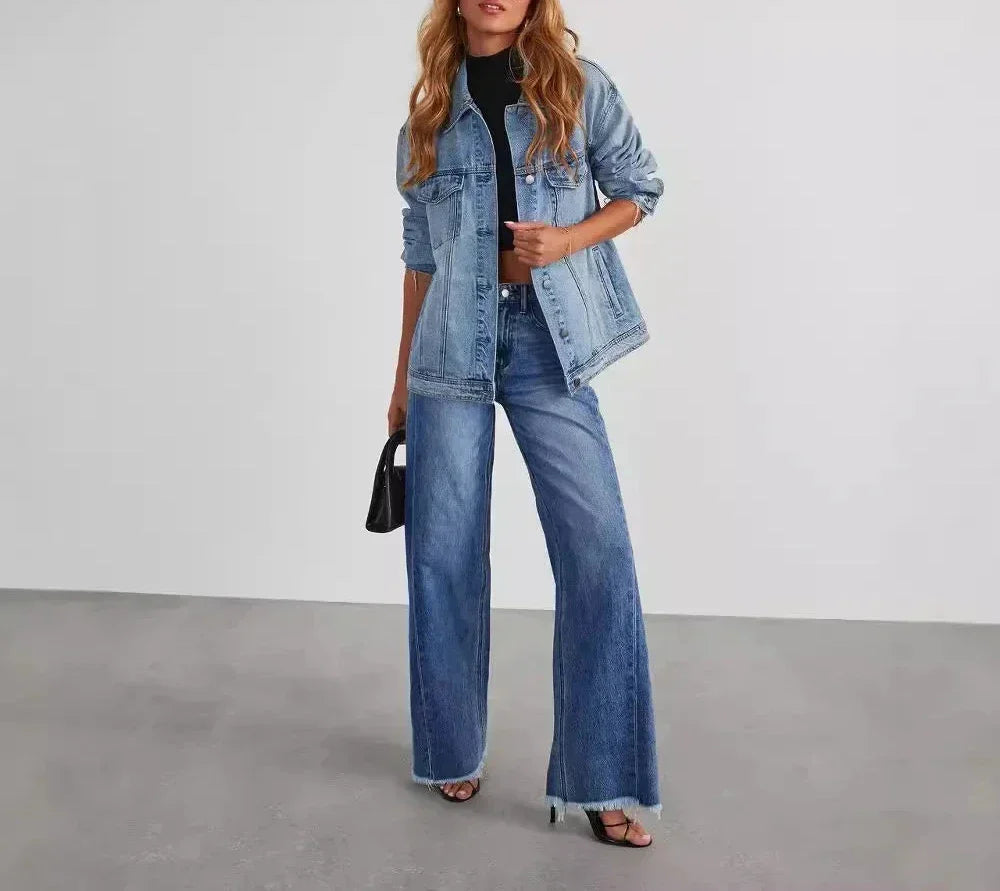 Damen-Weitbein-Jeans in Grau mit Raw-Hem