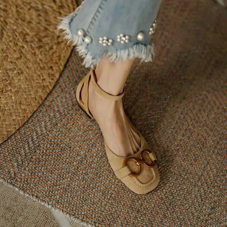 Mathilda™- Geschlossene Schnallensandalen