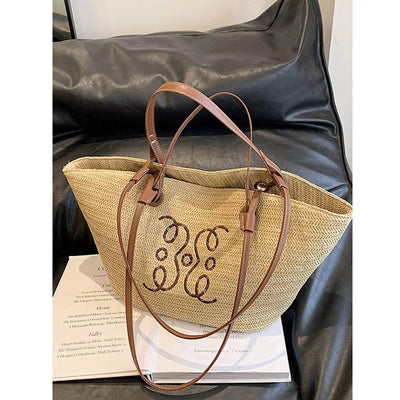 Boho Strohtasche Damen – Handgefertigte Strandtasche mit Kordelzug & Quasten