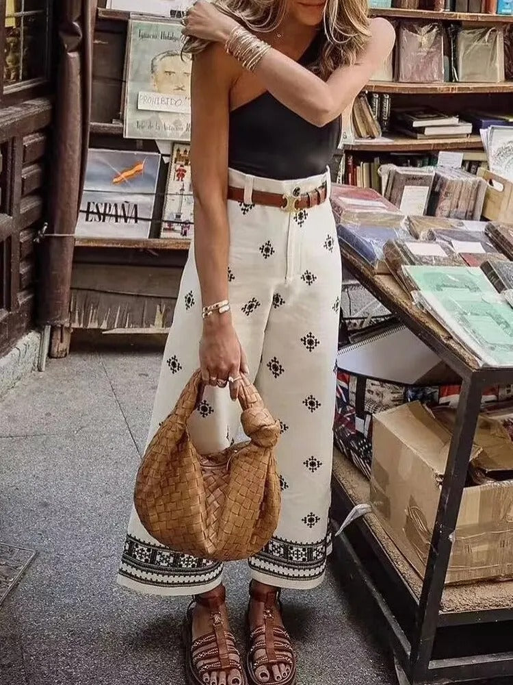 Aviana – Weit geschnittene Leinenhose mit Stickerei