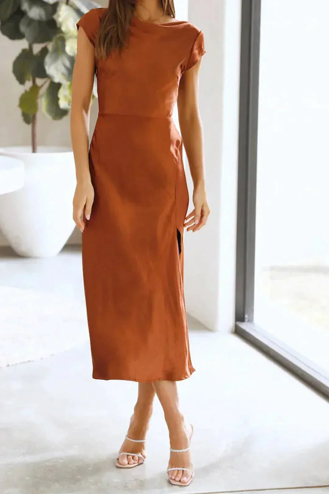 Annie – Elegantes Seidenkleid