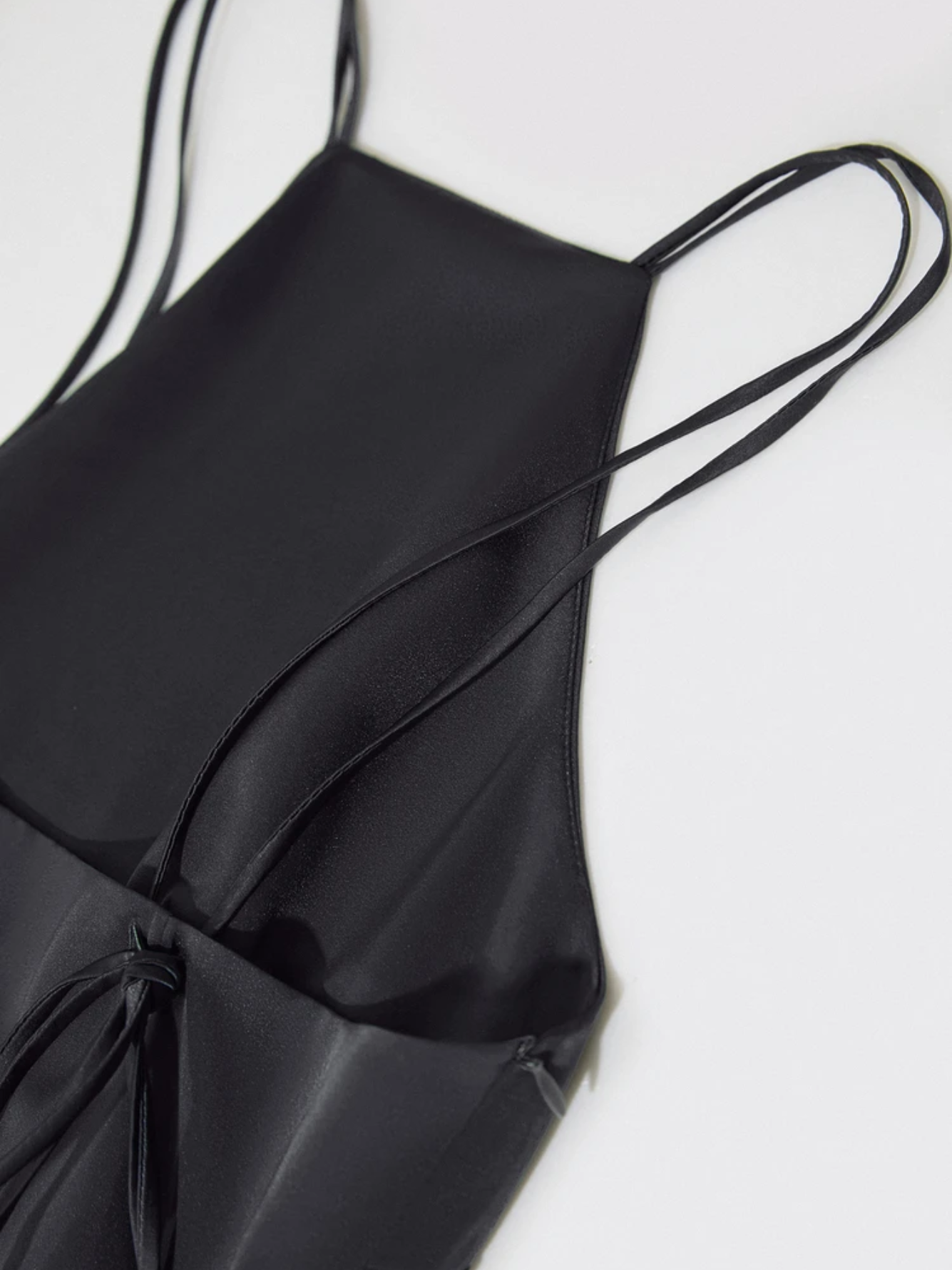 Satin Halterneck Midikleid