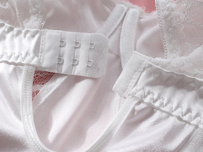 Satin-enges Nachthemd