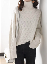 Sarah | Damen Rollkragenpullover für den Frühling in Weiß