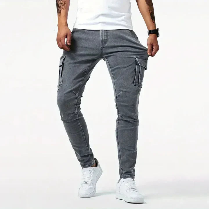 Konisch zulaufende Cargo-Denim-Jeans