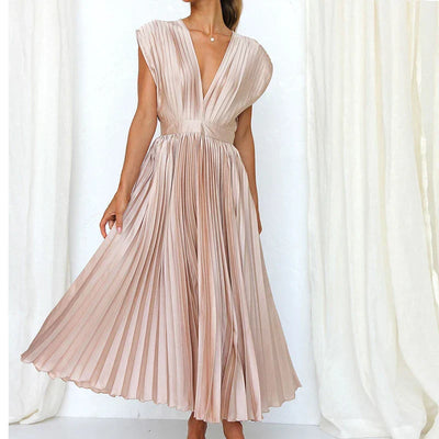 AROA - LANGES PLISSIERTES KLEID MIT GÜRTEL