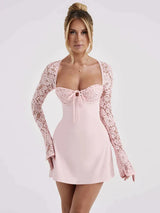 Bailo | Iconic Elegantes Bodycon Spitzenkleid in Rosa