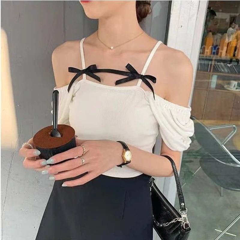 Damen-T-Shirt mit Pufferkragen