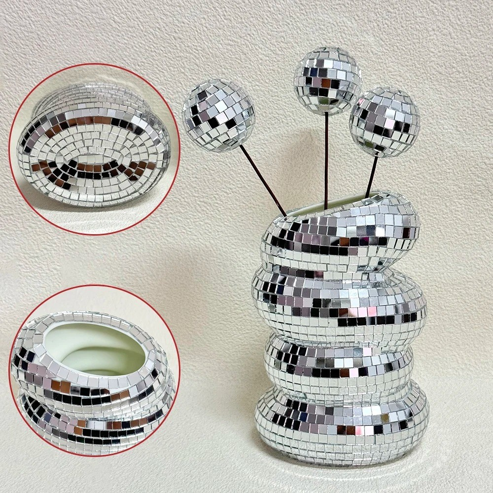 ShimmerTwist Vase - Glitzernde Disco-Kugel Glasfliese