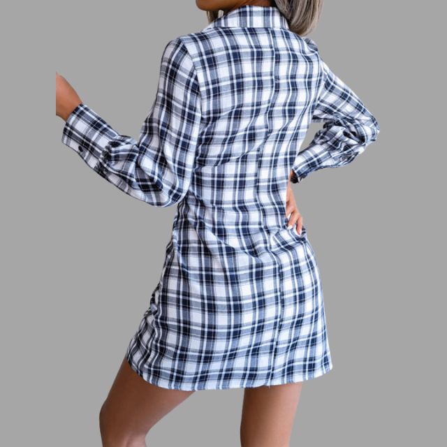 Klassisches kariertes Hemdkleid mit Taillenband