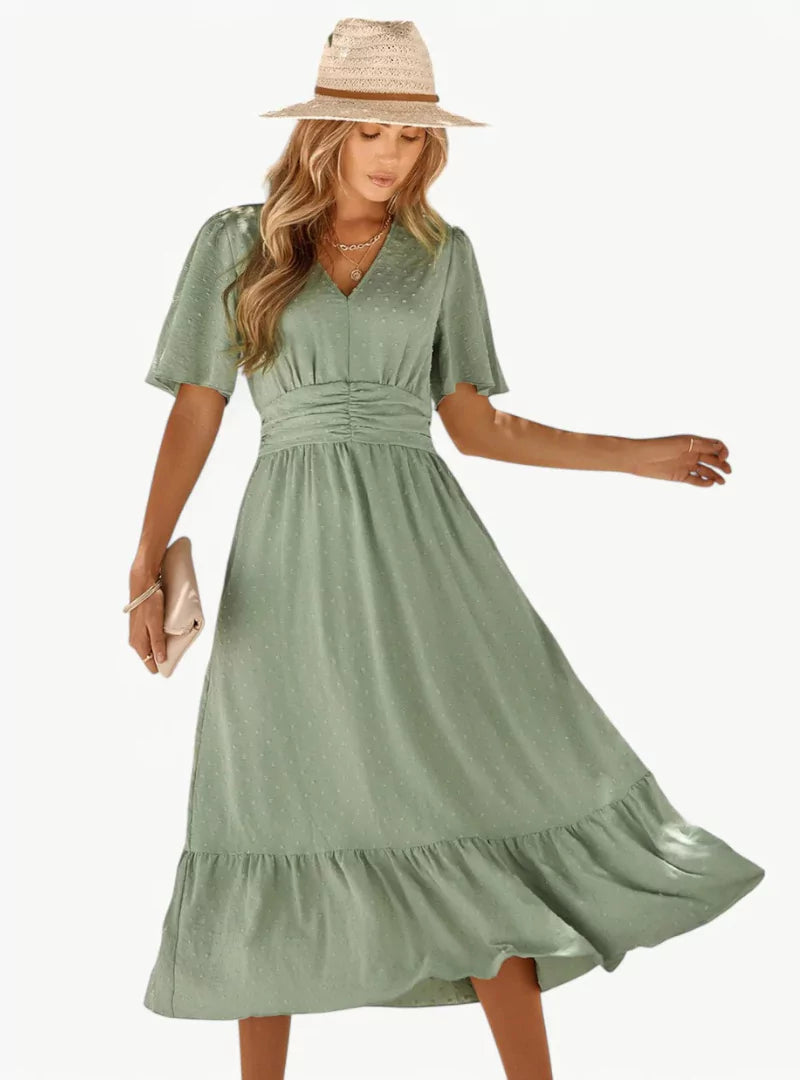 Midi-Sommerkleid mit V-Ausschnitt und Taillenbetonung – Locker & Feminin