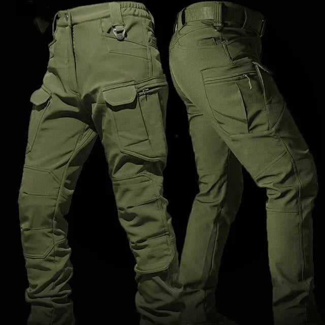 Wasserdichter Thermoanzug für Angler bei kaltem Wetter