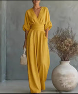 Aurore - Bequemer Jumpsuit Mit V-Ausschnitt in Gelb