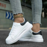 Doris | Damen Modische Streetstyle-Freizeit-Sneaker in Weiß und Schwarz