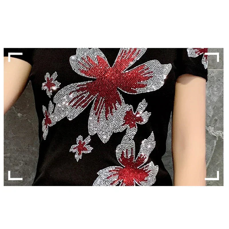 Dehnbares, schmal geschnittenes T-Shirt aus Mesh im koreanischen Stil