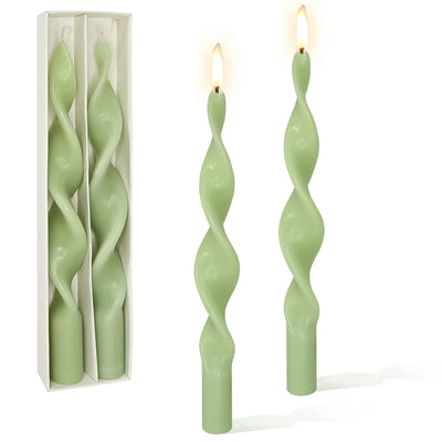 Zweiteiliges Set gedrehter tapered Kerzen