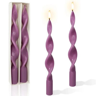 Zweiteiliges Set gedrehter tapered Kerzen