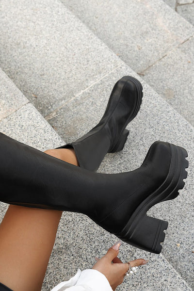 Robine | Schwarze kniehohe Plateau-Stiefel – Stilvoll & Bequem