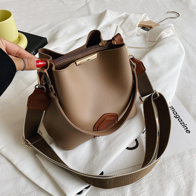 Premium Damen Schultertasche – Vegan Leder – Elegant & Vielseitig