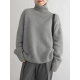 Claudia | Damen Rollkragenpullover mit weitem Schnitt in Grau