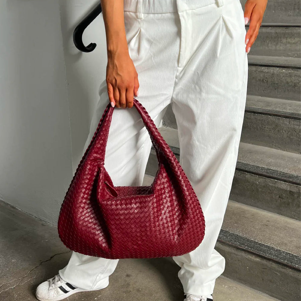 Aranka Gewebte Geräumige Design Schultertasche – Die Must-Have Tasche des Jahres