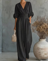 Xylora - Hochwertiger weitbeiniger Jumpsuit mit V-Ausschnitt in Schwarz