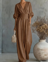 Xylora - Hochwertiger weitbeiniger Jumpsuit mit V-Ausschnitt in Braun