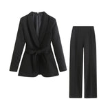 Damen Blazer- und Hosen-Set mit Bindegürtel in Schwarz