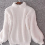 Johanna | Damen Flauschiger Rollkragenpullover mit hohem Kragen Oversized Strick in Weiß